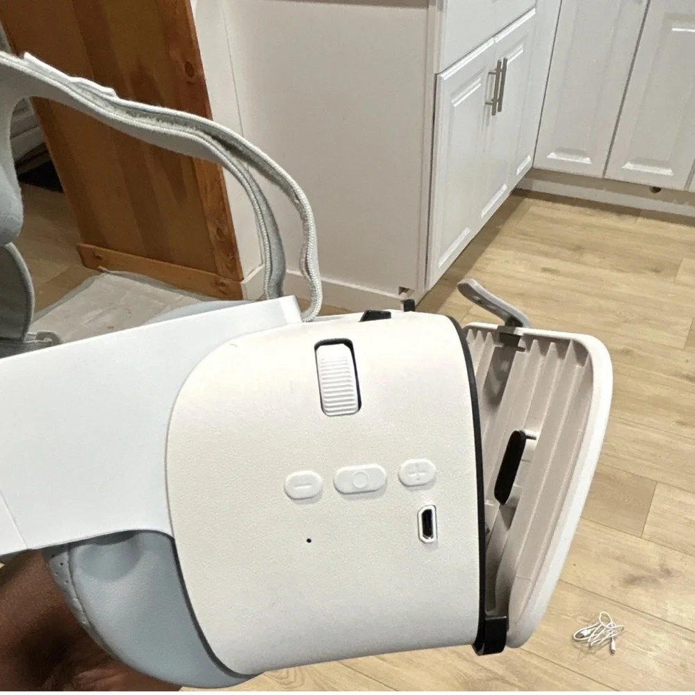 Z6 White Foldable Wireless VR Headset